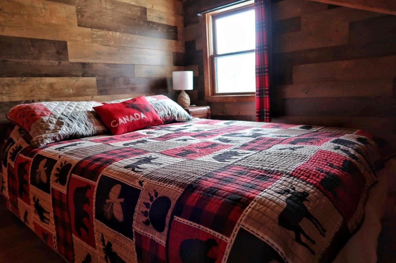 Cozy Log Cottage La Minerve エクステリア 写真